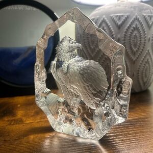 ✨Signed Mats Jonasson✨Bald Eagle Perched Crystal Sculpture